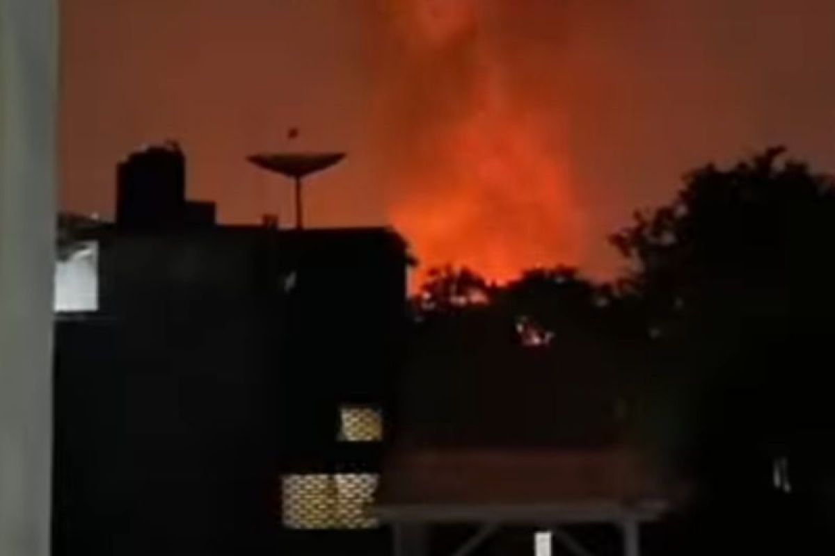 Fire razes 30 homes in Tanah Tinggi, Central Jakarta