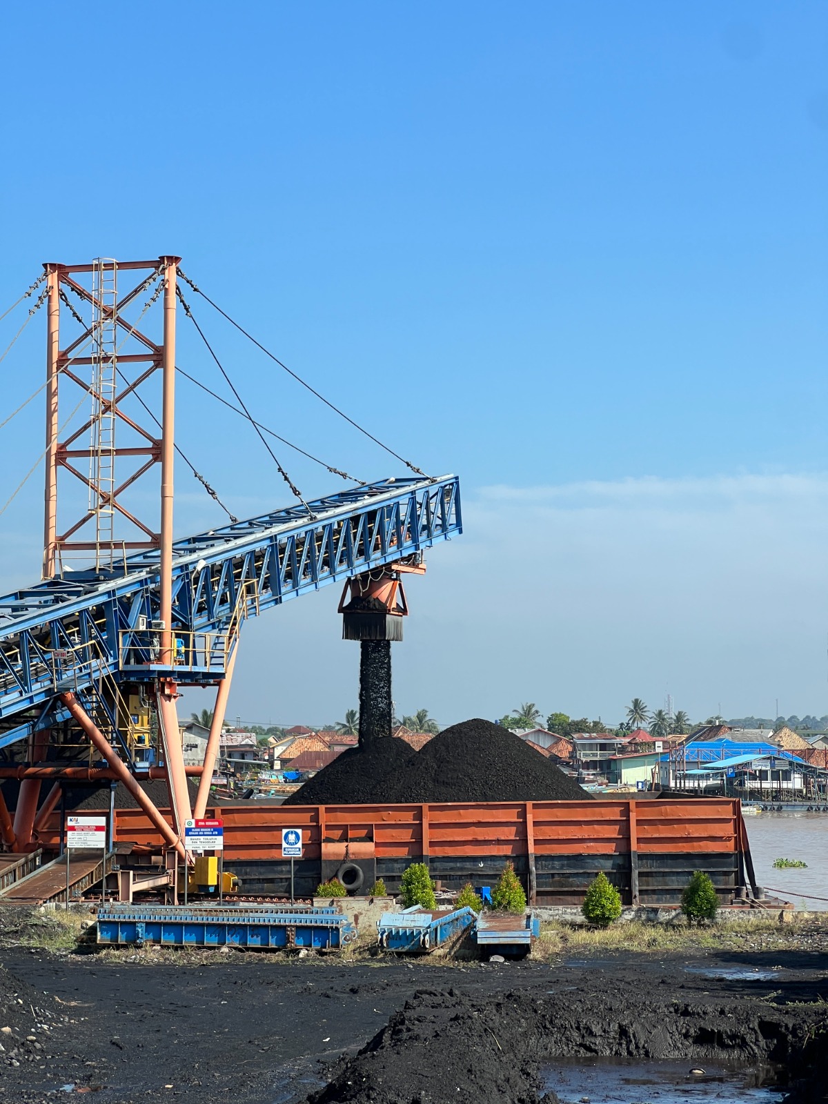 Coal Shipments via Rail Transport Increase