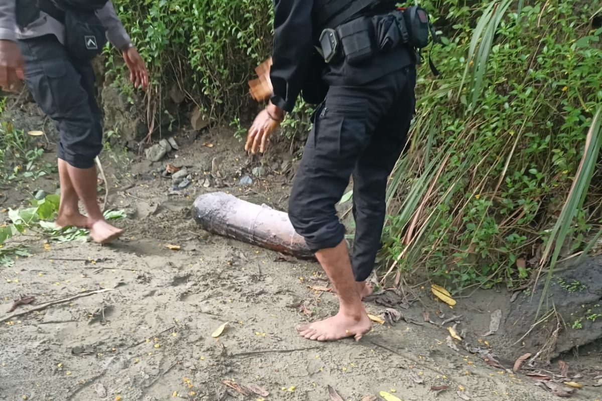 Papua police safely dispose suspected WWII mortar bomb