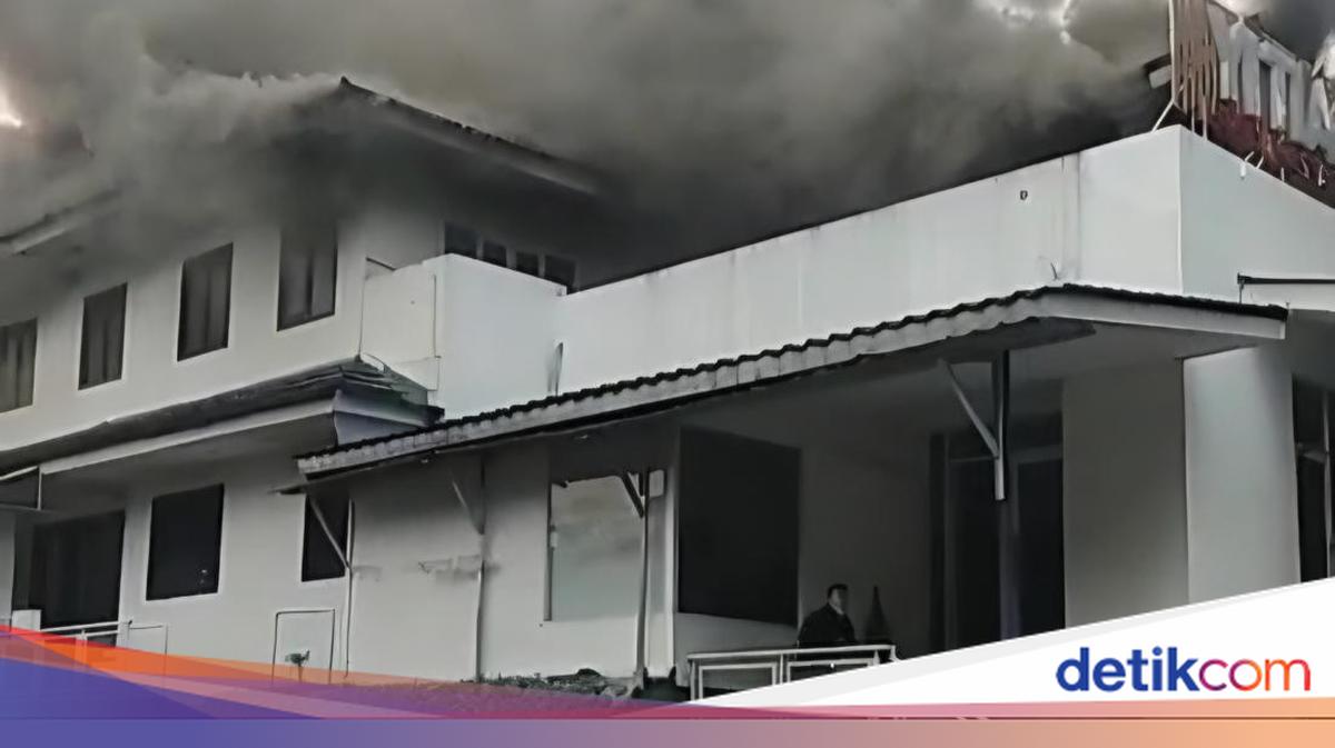 Reflexology and Massage Parlour in Bogor Catches Fire, Suspected Cause is Electrical Short Circuit