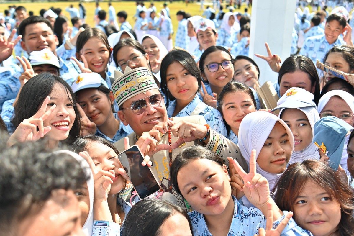 Central Kalimantan Provincial Government Facilitates Students to Study Abroad