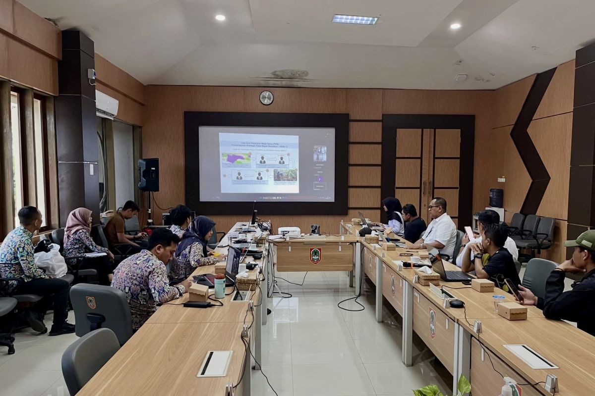 South Kalimantan Forestry Department and BWS Prepare Hydrological Monitoring Posts for Flood Mitigation