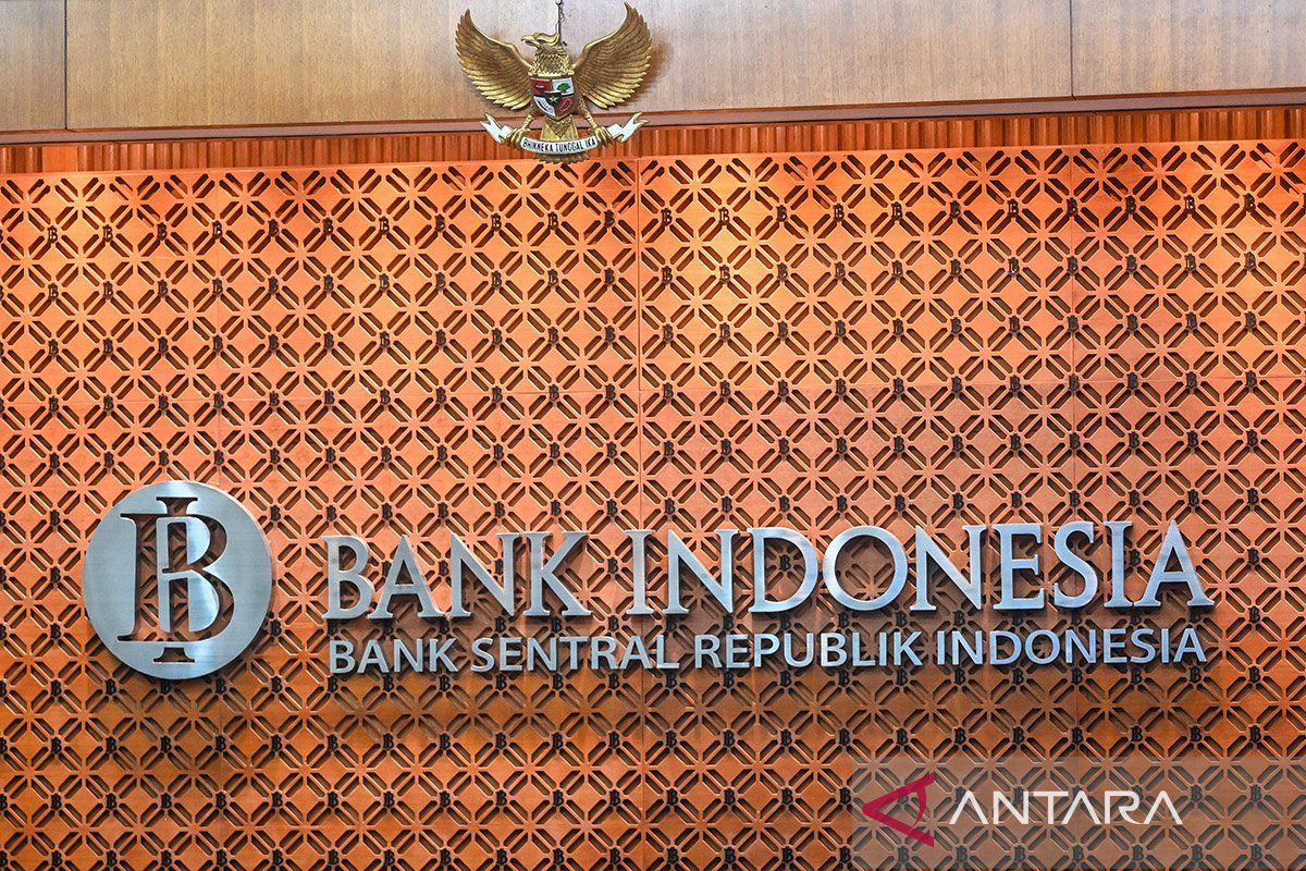 Bank Indonesia increases intervention intensity as exchange rate hits Rp18,000