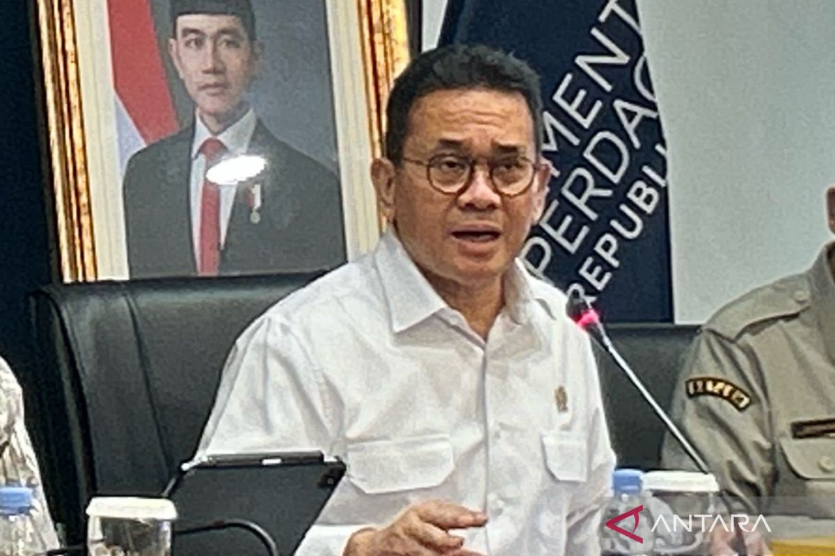 Minister of Trade prepares three new regulations for natural resource exports