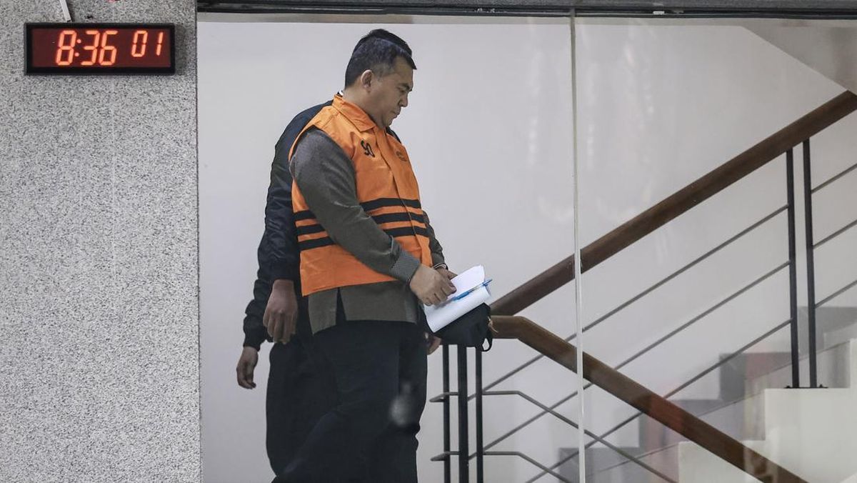 KPK Uncovers Fund Flows in 96 Bank Accounts in Silmy Karim Immigration Case