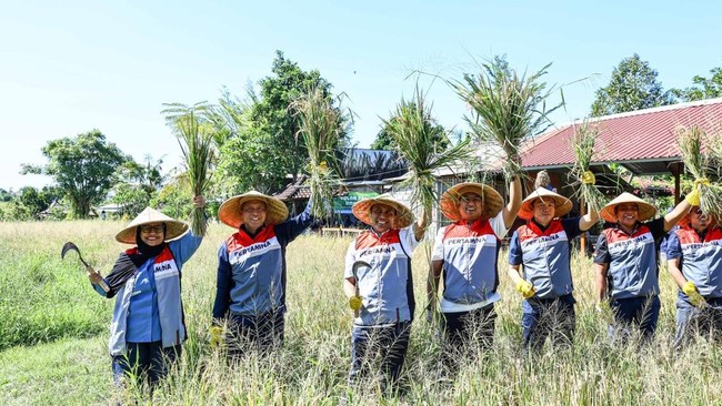 Achieving Self-Sufficiency: Pertamina Commissioners Praise Uma Palak Lestari CSR Program