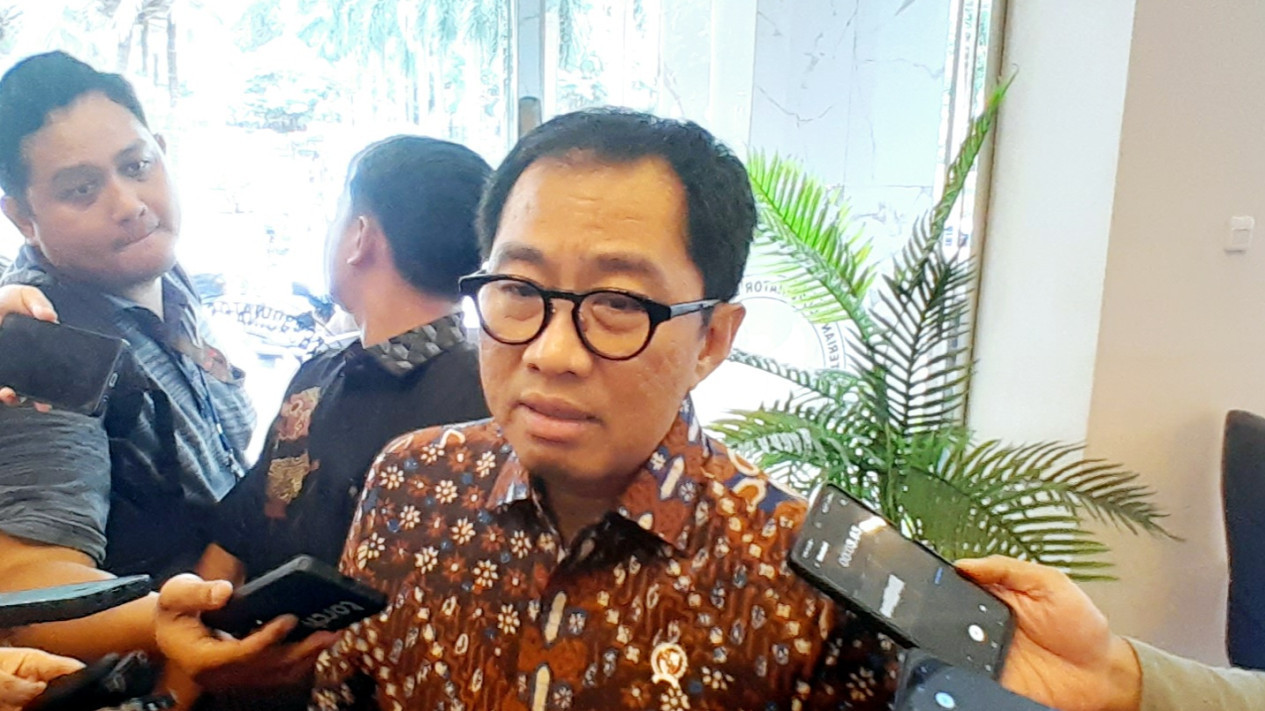 Deputy Minister of Industry Reveals Why Domestic Industry Remains Unaffected by Rupiah Weakening