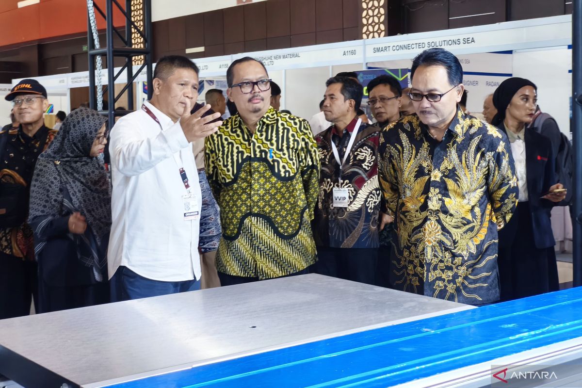 East Java Provincial Government Promotes Forest Sustainability-Based Wood Industry
