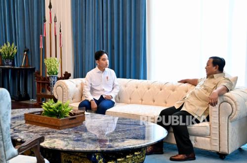 Poltracking Survey: Public Satisfaction with Prabowo-Gibran Remains Stagnant