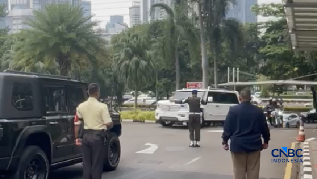 Palace Explains Reason Prabowo Suddenly Visited Danantara Building
