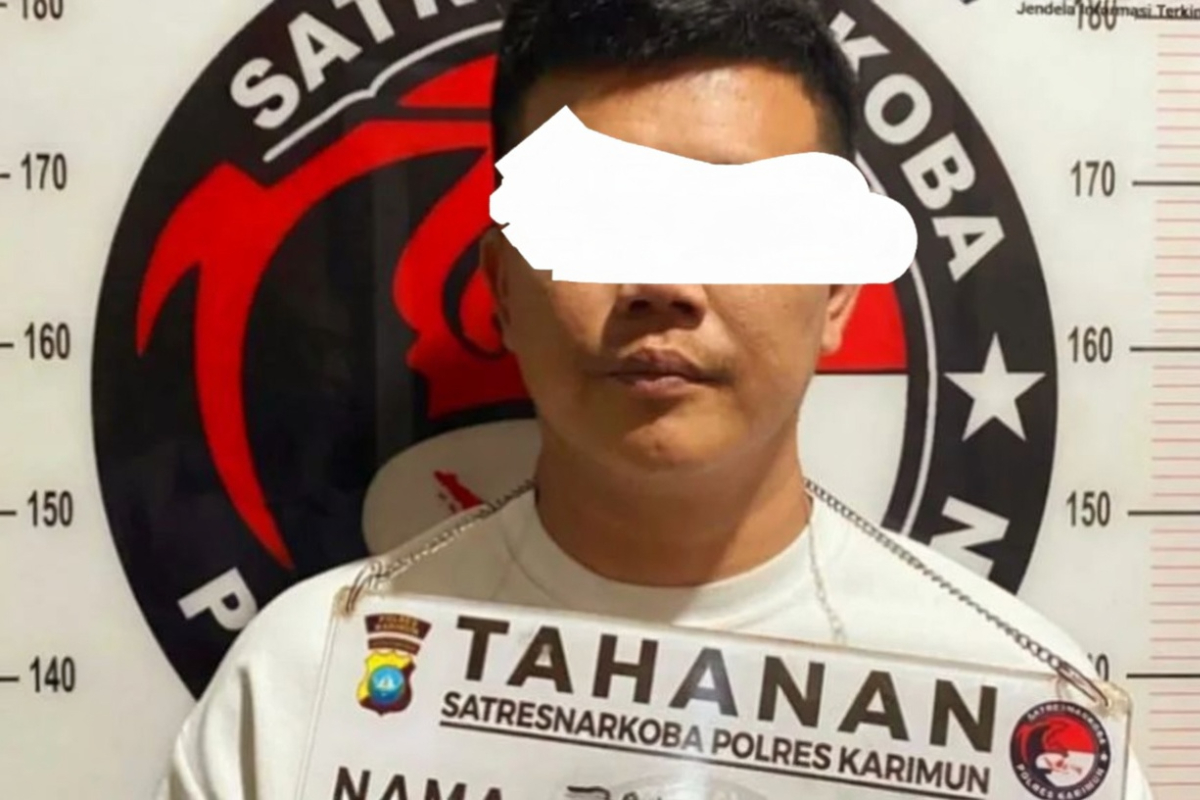 Batam Police Officer Arrested by Customs for Allegedly Smuggling Etomidate Vapes