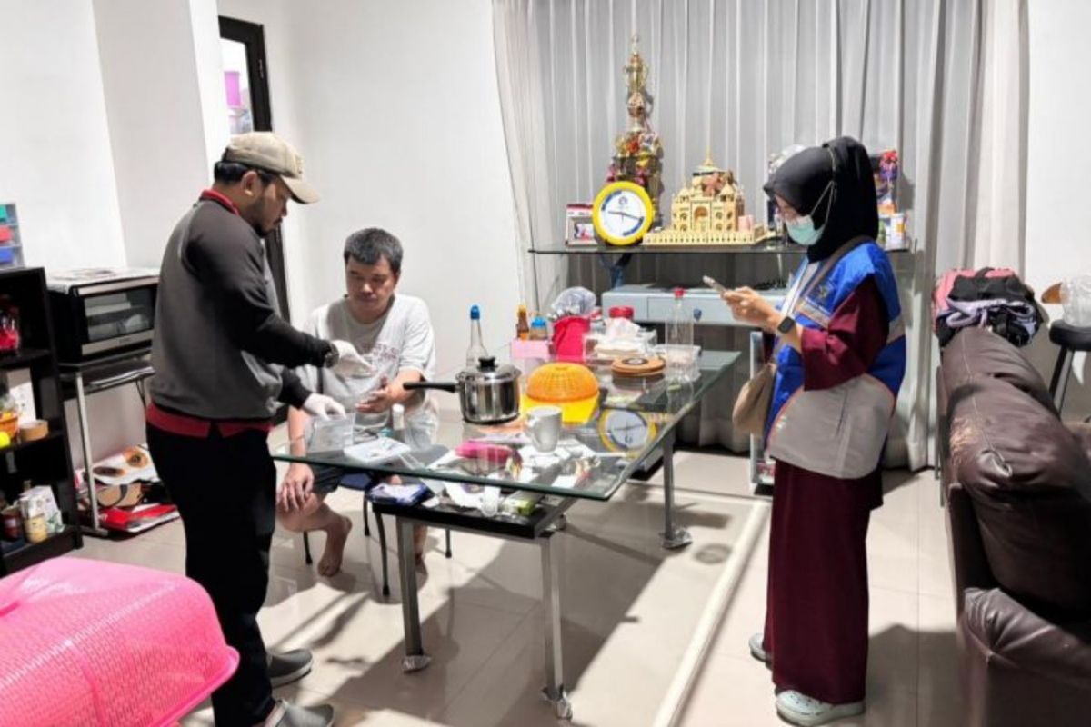 Surabaya Prosecutor's Office Arrests Fugitives in Rp4.75 Billion Fictitious Credit Case