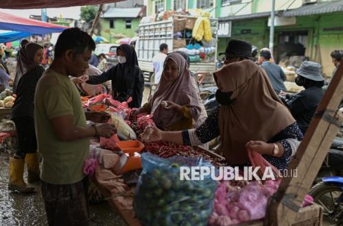 Government Urged to Build Two-Layer Economic Defence