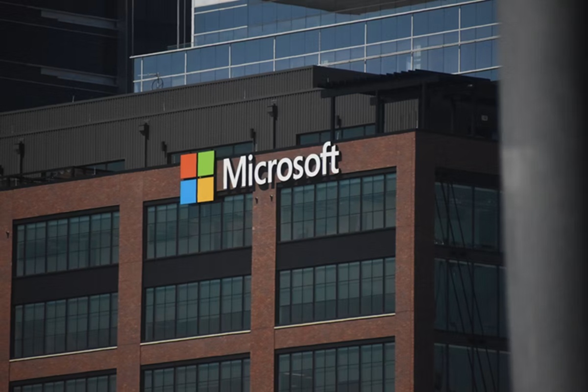 Following Mass Surveillance Scandal of Palestinians, Microsoft Tightens Human Rights Controls on Intelligence Networks