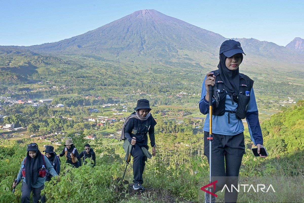 Essential Precautions for Tourists Planning to Climb Mountains