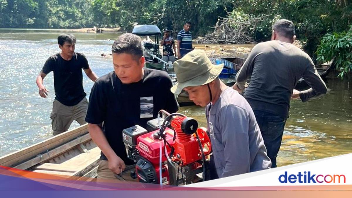 Kampar Kiri Police Seize 3 Illegal Gold Mining Rafts on Subayang River