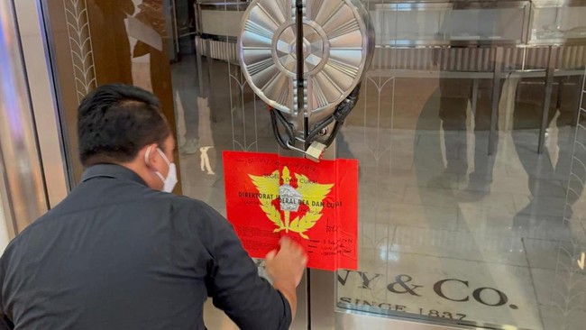 Customs Demands Rp97 Billion in Duties and Fines from Tiffany & Co
