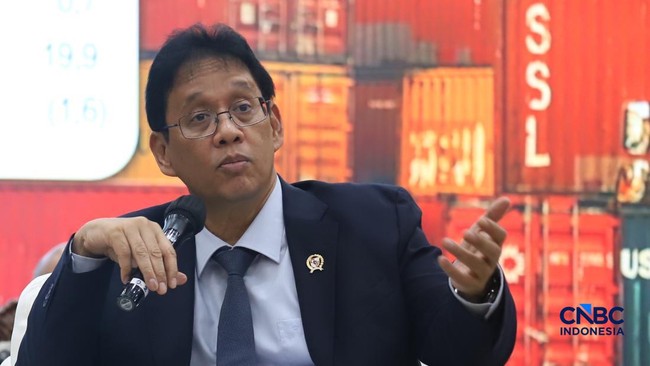Minister Purbaya Responds to Unusual Phenomenon at Warteg Eateries
