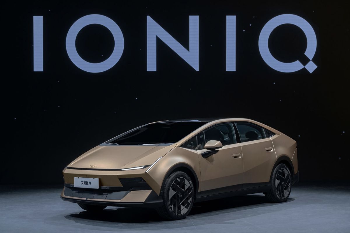 Near-Final Hyundai Ioniq V Spotted in China