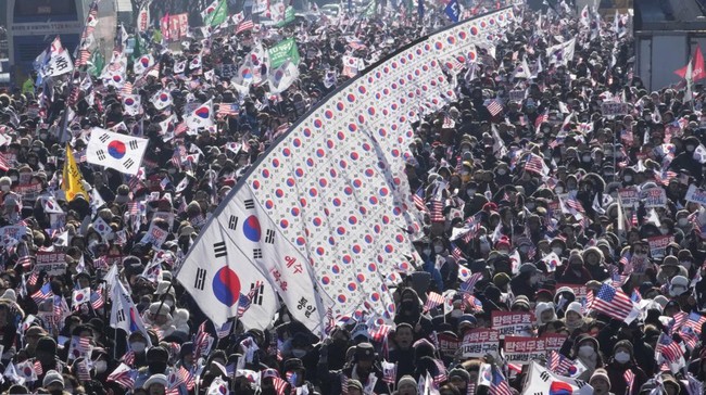 South Korea Erupts: 35-Hour Blockade Prompts Presidential Call for Investigation