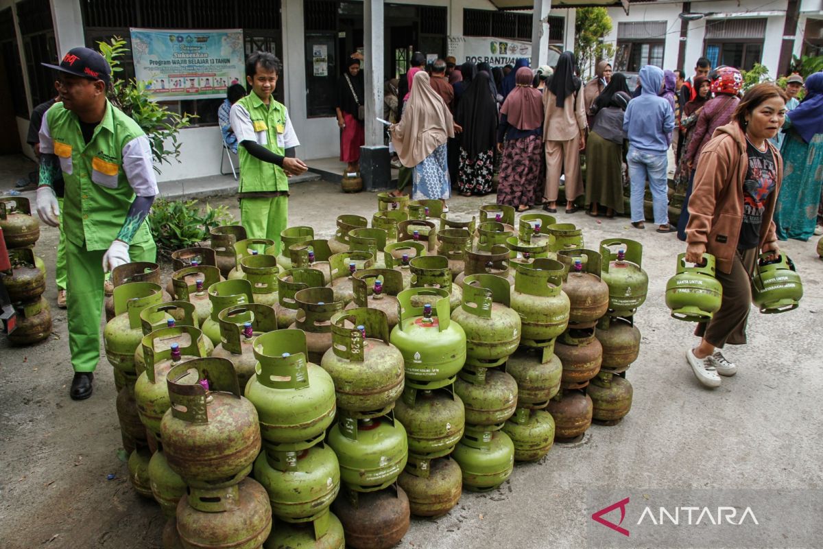 Government spends Rp203.7 trillion on compensation and subsidies