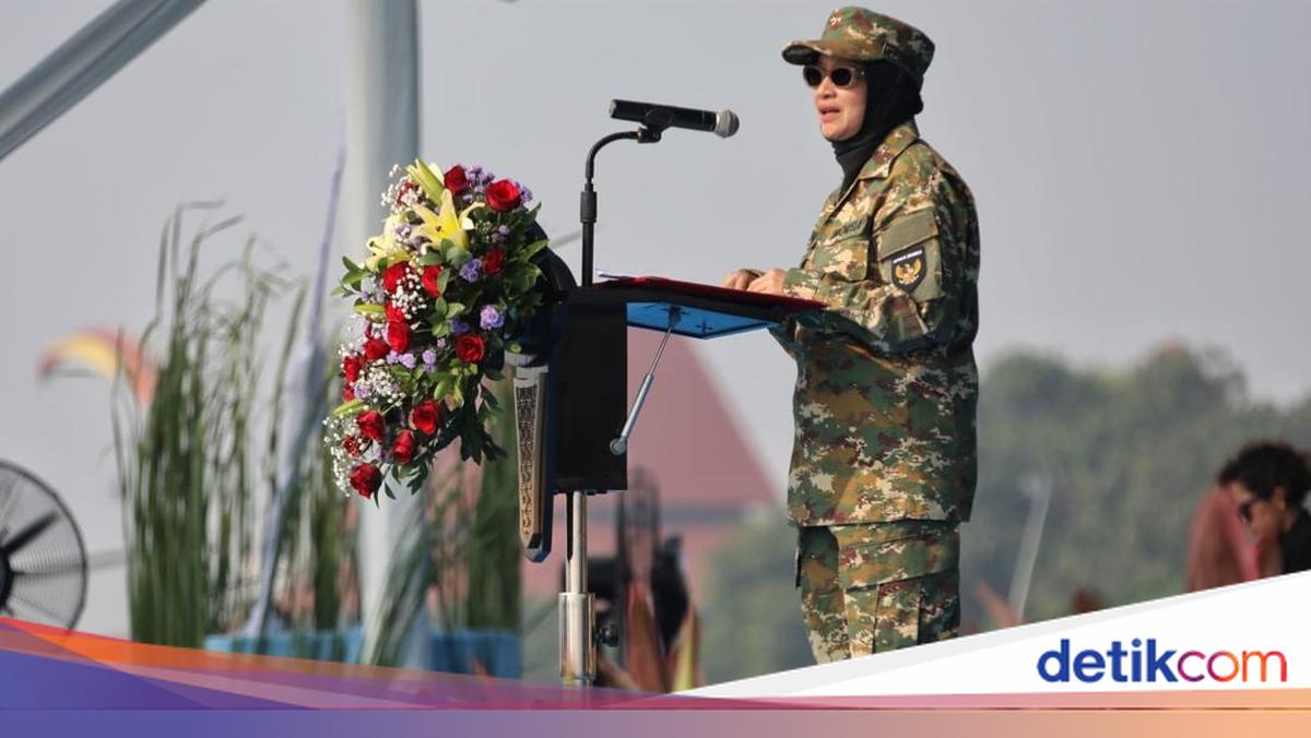 Reserve Component Military Training Viewed as Investment in Civil Servant Character