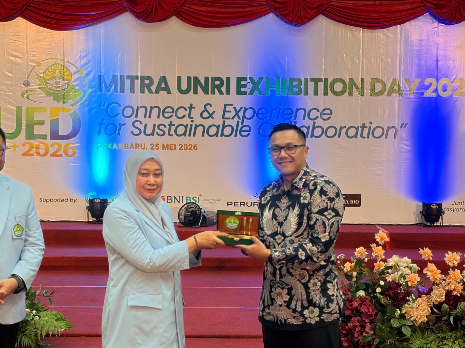 Campus Digitalisation Through Implementation of Digital Diplomas at Riau University
