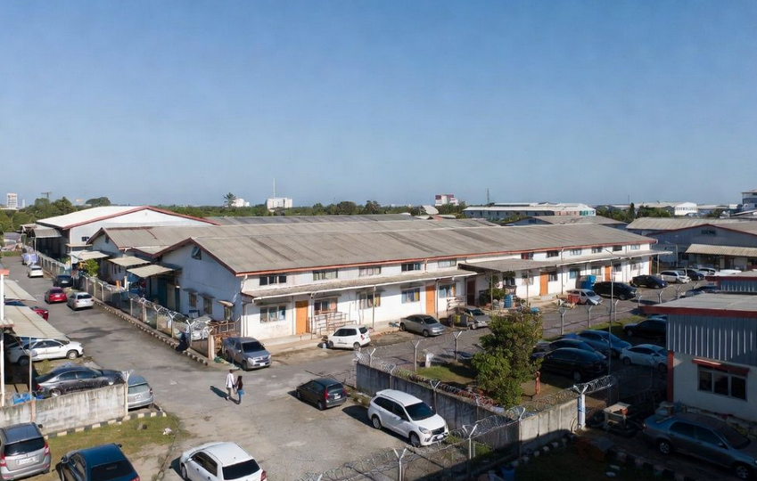 Rupiah Breaches 18,000 per US Dollar, Squeezing Manufacturing SMEs in Batam on Import Costs