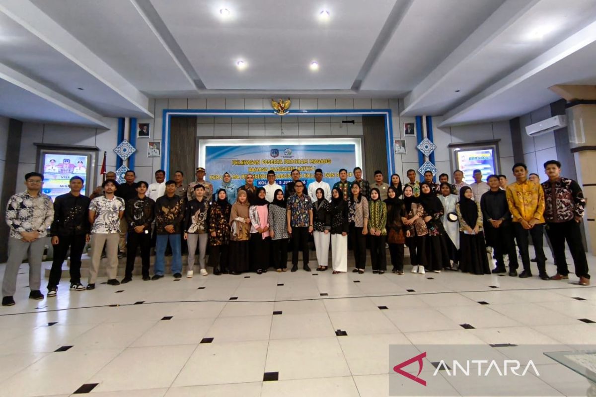 Kolaka sends 25 locals to study in China to forge superior human resources