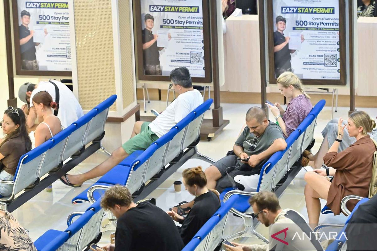 Indonesia ends fast-track residency permit processing