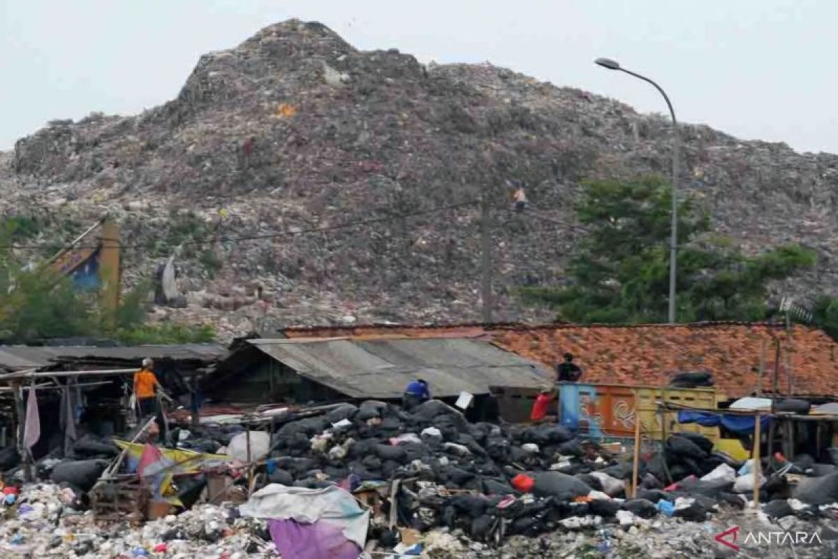 Indonesia accelerates waste-to-energy projects in 30 locations