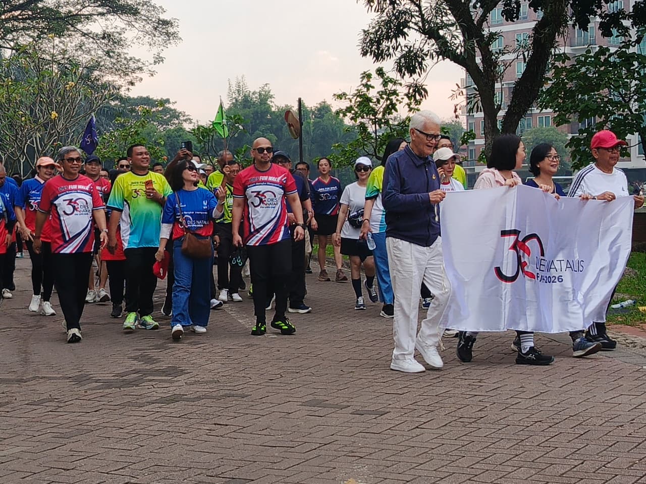 Attended by KPK Chair, UPH Faculty of Law Holds Fun Walk to Celebrate 30th Anniversary