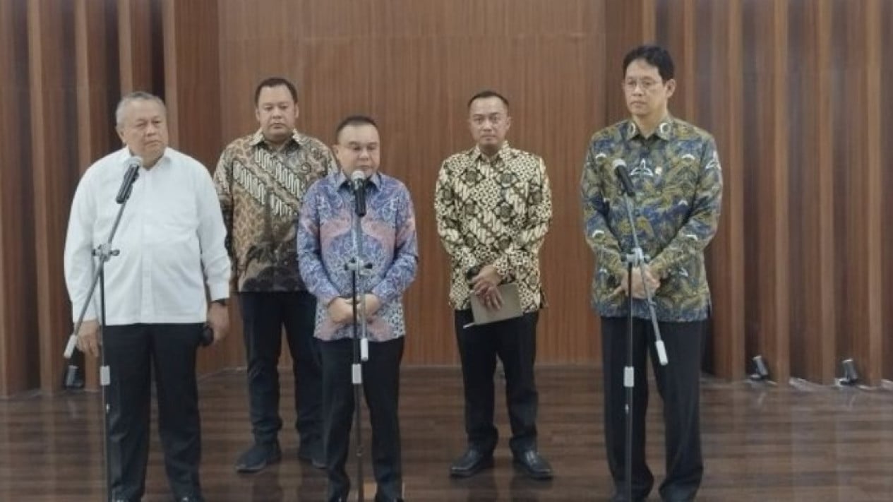 DPR Claims Rupiah Reaching Rp18,000 Driven by Sentiment Rather Than Economic Conditions