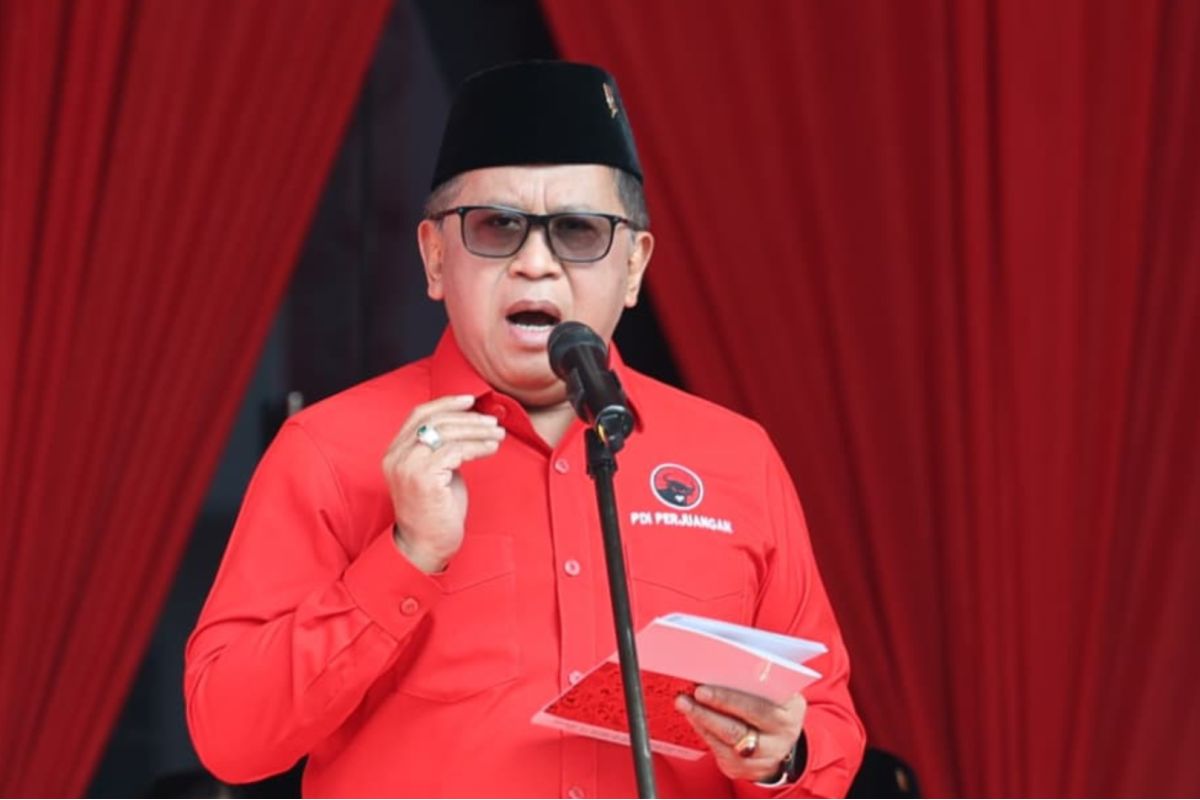Hasto highlights rupiah depreciation and corruption during Bung Karno commemoration