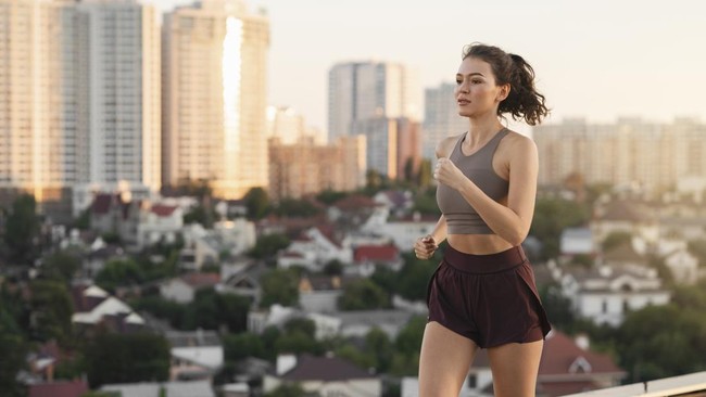 Only 37 out of 100 Indonesians Exercise Regularly, Most Are Sedentary?