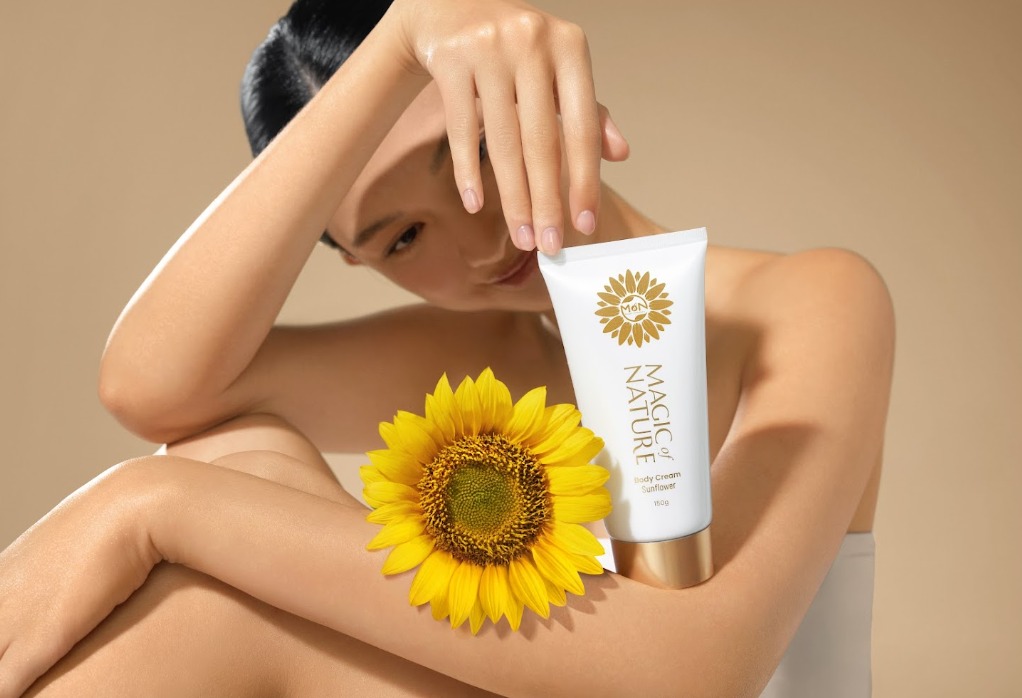 Rich in Natural Antioxidants: The Advantages of Organic Sunflower Oil Skincare