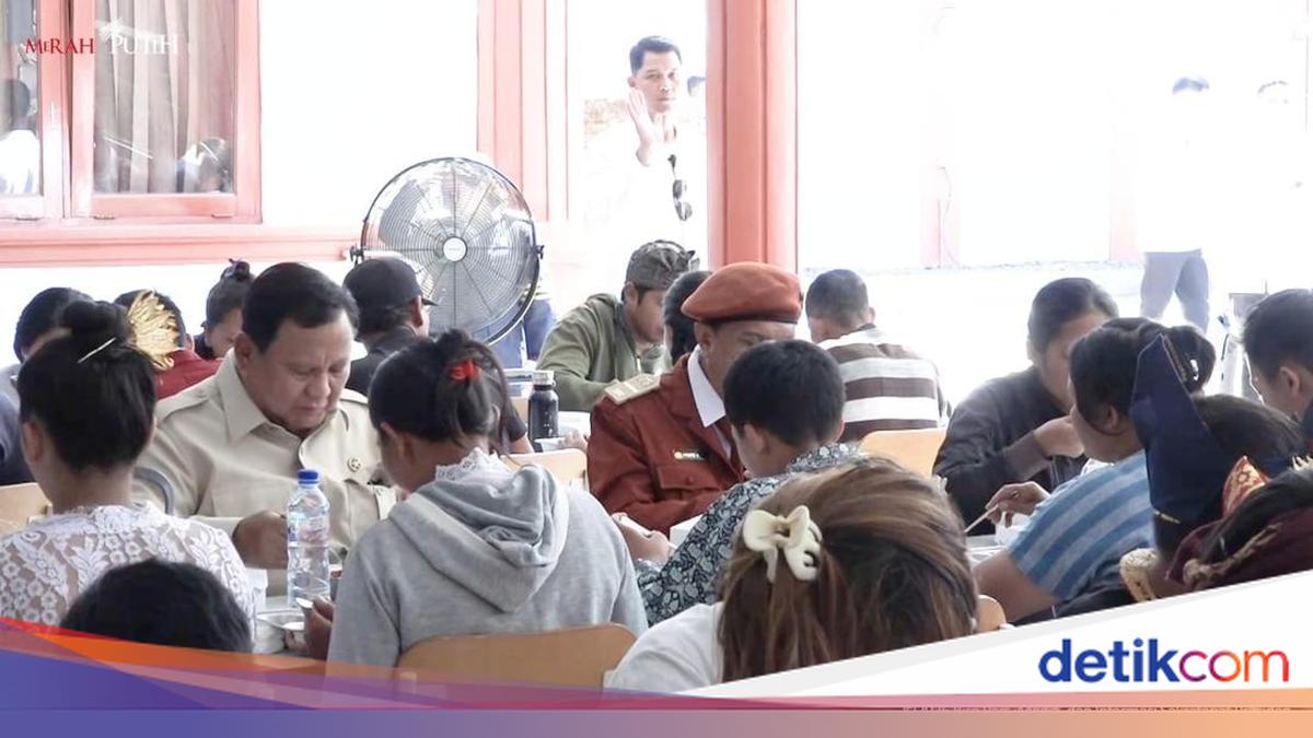 Prabowo Shares Free Nutritious Meal with Parents and Students in Bali