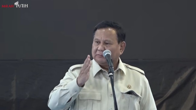 Prabowo Instructs Cabinet Secretary Teddy to Address Capacity Issues in 'Sekolah Rakyat'