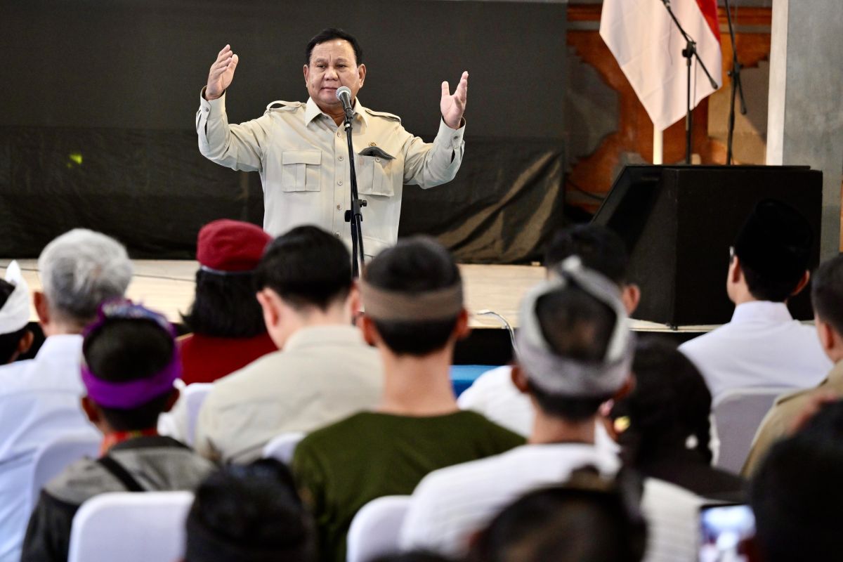 President asserts education is key to achieving public welfare