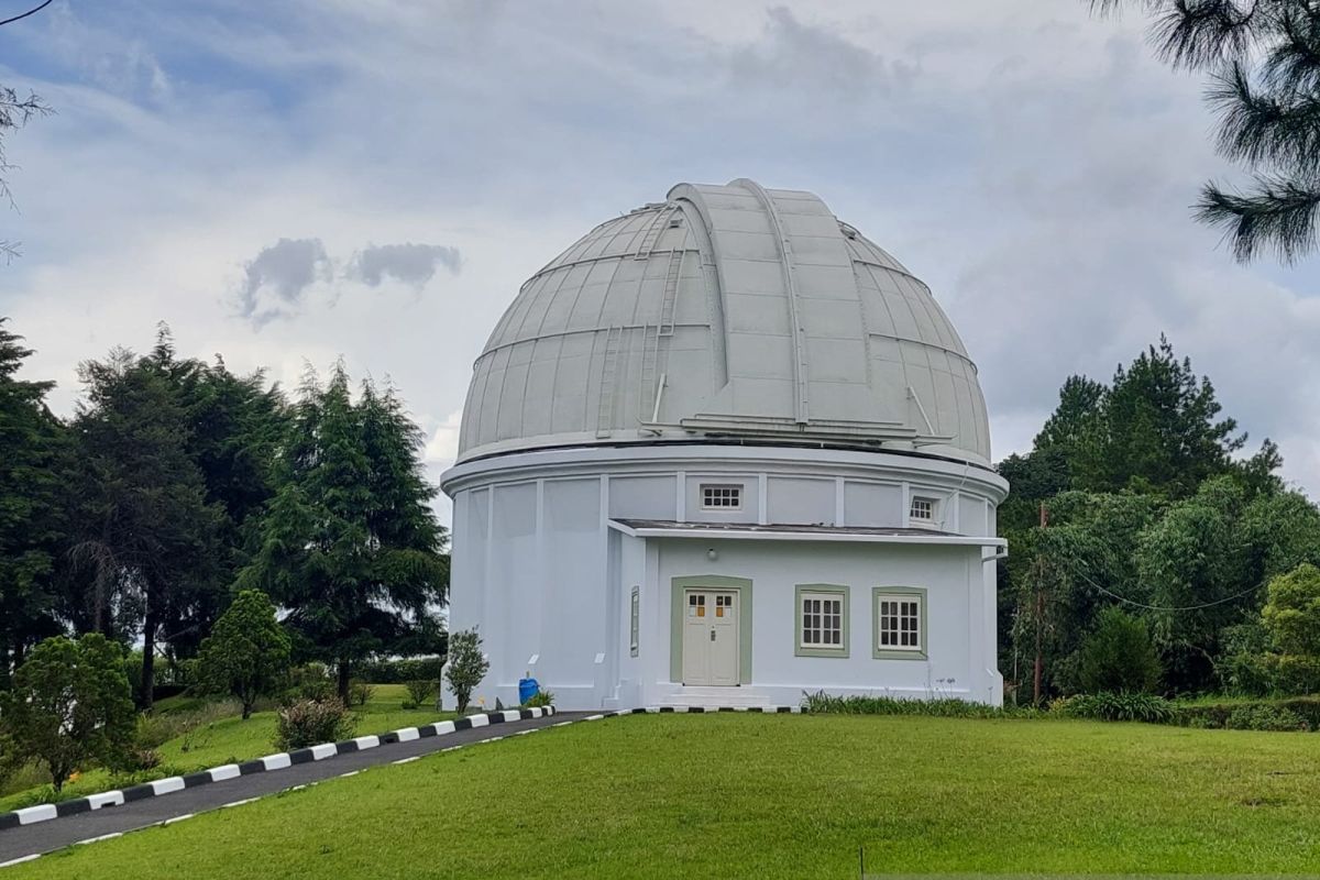 Bosscha Observatory prepares infrastructure for public visits