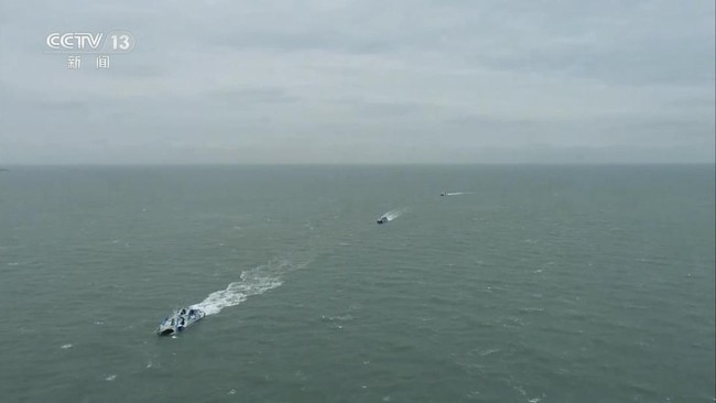 Risk of Asian War: China Deploys Forces to Taiwan's Gateway