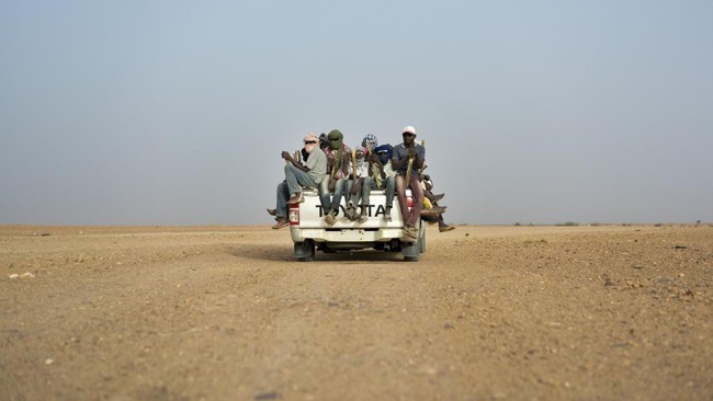 Bus Breaks Down in Sahara Desert, 49 Die After Celebrating Eid al-Adha