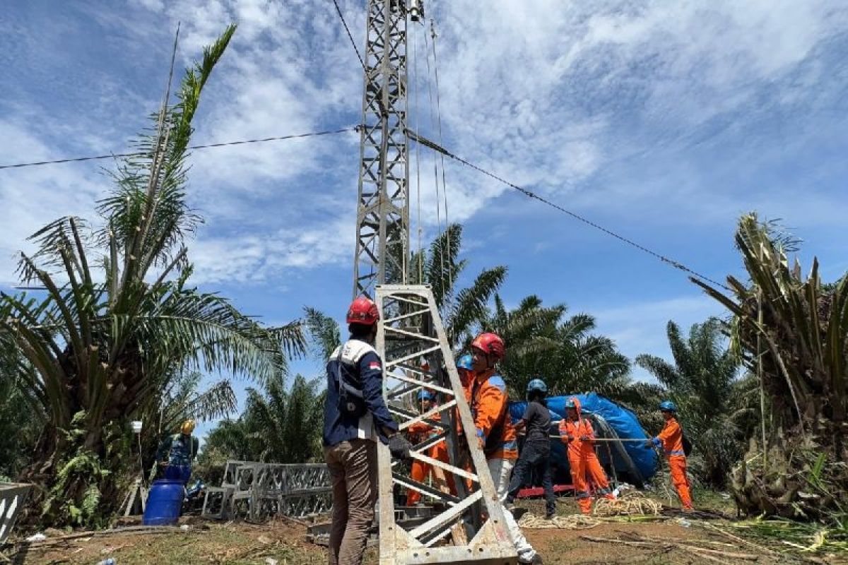 PLN North Sumatra: 11 Emergency Towers to Accelerate Power System Recovery
