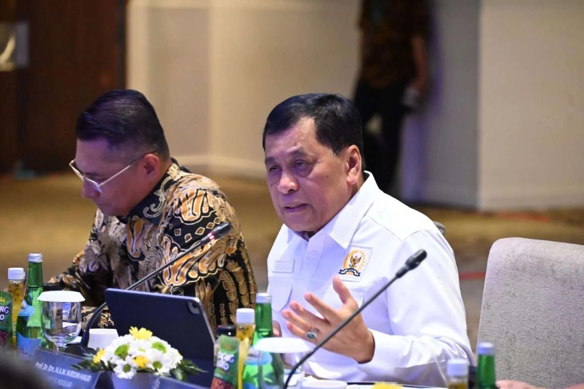 House of Representatives Member Supports Formation of National Economic System Law