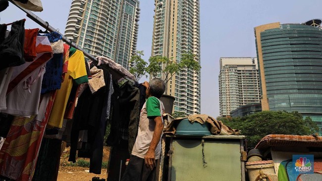 5 Key Characteristics of the Lower Class: Do You Belong?