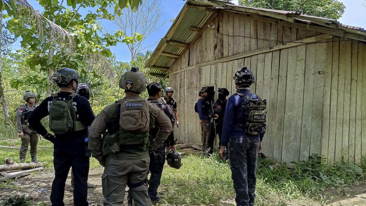 Damai Cartenz Task Force Apprehends KKB Arms Supplier in Highland Papua