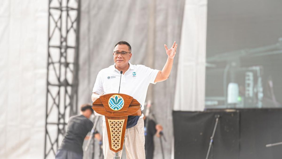 Climate Crisis: Environment Minister Highlights Relationship Between Humans and Nature