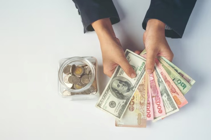 Analyst Predicts Rupiah Could Hit Rp 19,000 per Dollar by Late June, Potentially Reaching Rp 25,000