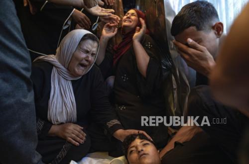 Israel Intensifies Attacks on Gaza, Nine Martyred on Sunday