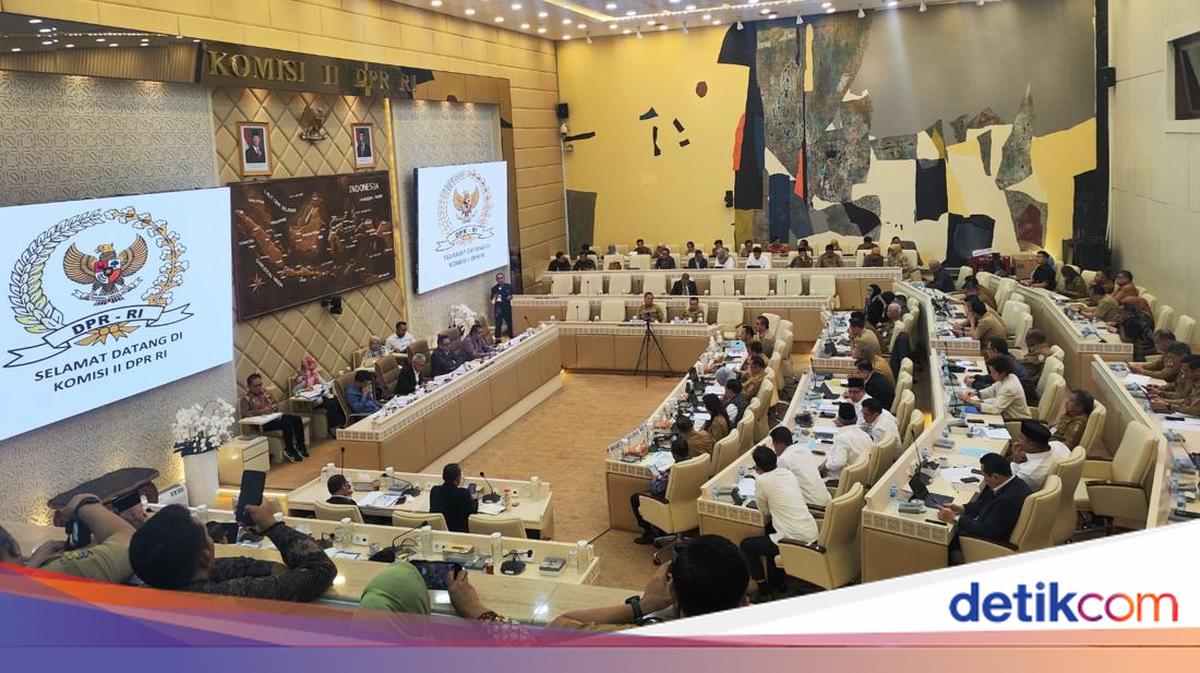 Minister of Home Affairs Urges All Local Governments to Halt New Non-Permanent Staff Recruitment Amid Moratorium